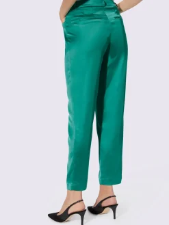 Pantalon superbe qualité légèrement brillante