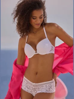 Panty féminin avec nœud décoratif et accessoire décoratif