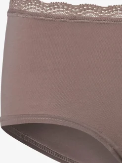 Panty gainant hipster avec joli bord en dentelle