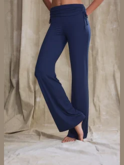 Panty legging avec jambes évasées
