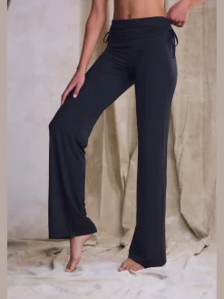 Panty legging avec jambes évasées