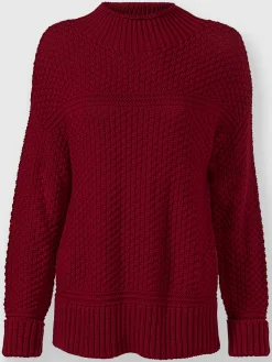 Pull à col montant jolie structure tricot