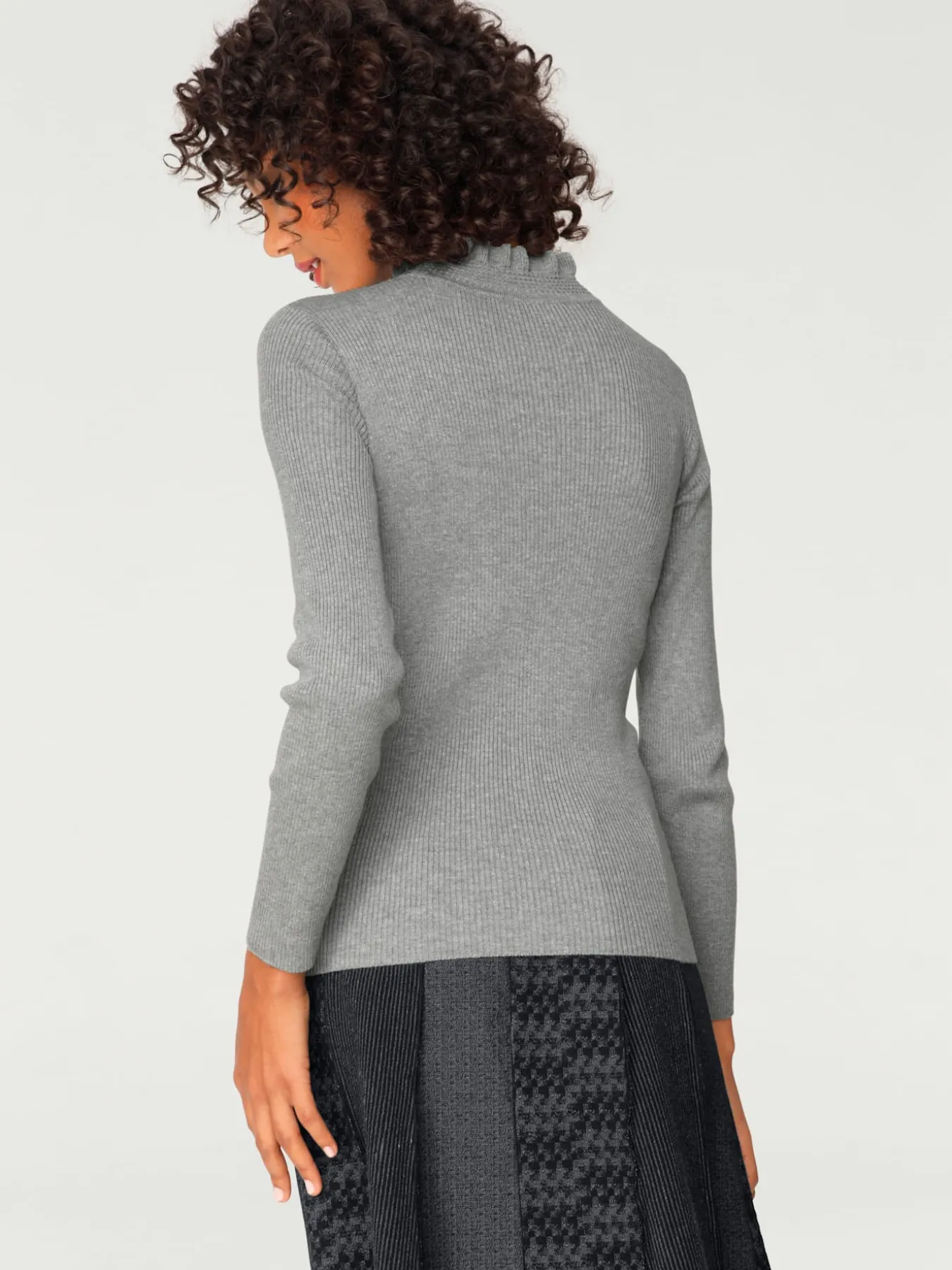 Pull à col montant look tendance