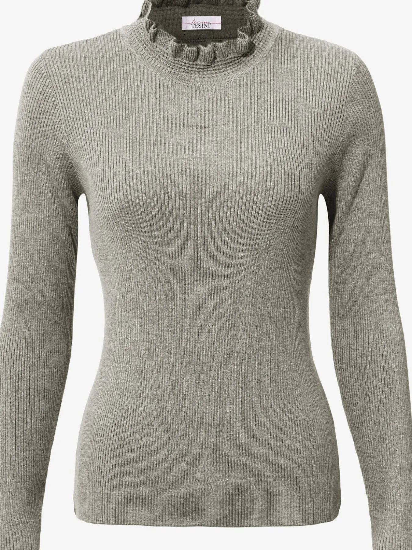 Pull à col montant look tendance