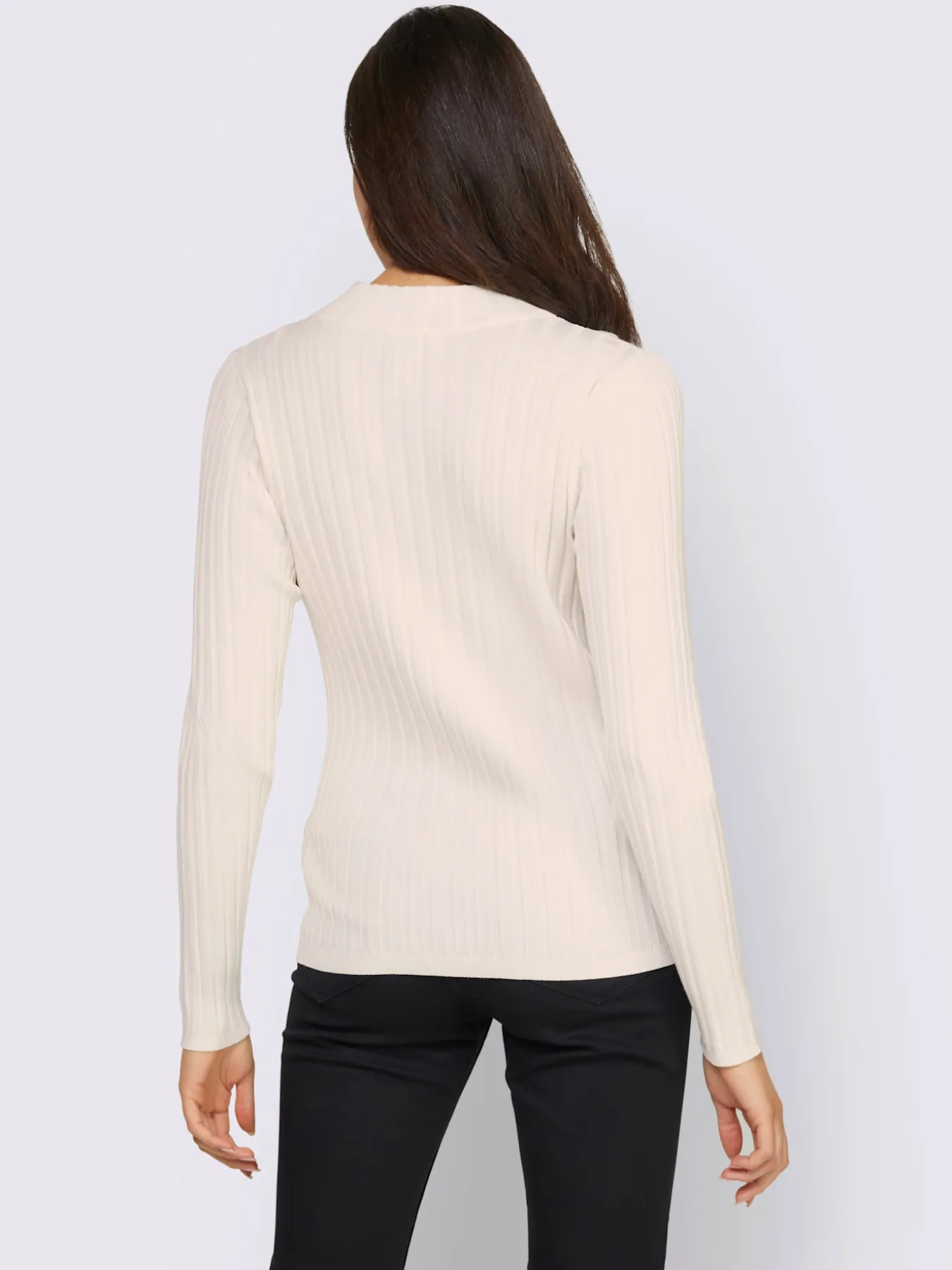 Pull à col montant tricot côtelé moderne