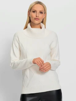 Pull à col roulé joli motif tricoté