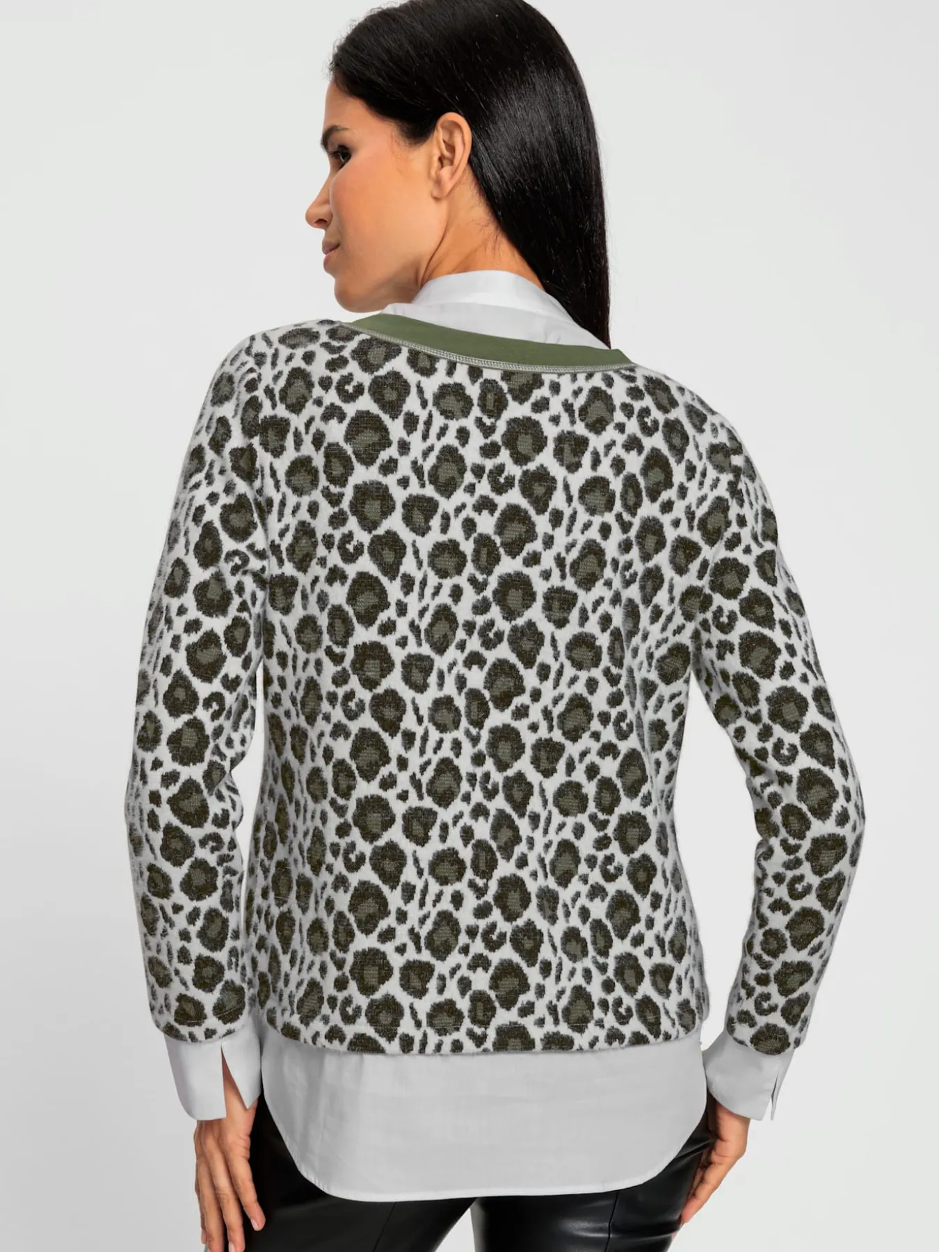 Pull 2 en 1 joli motif léopard