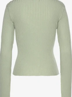 Pull à encolure en v pull affinant avec patte de boutonnage