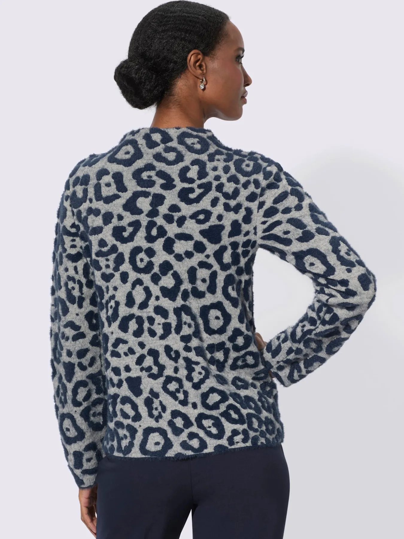 Pull à manches longues joli motif jacquard