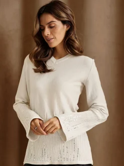 Pull à manches longues orné de paillettes