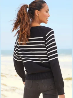 Pull à rayures encolure ronde