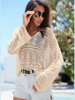 Pull de plage encolure en v dégagée