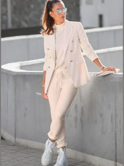 Pull en tricot avec petit col montant
