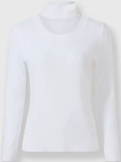 Pull en tricot découpe raffinée à l'encolure
