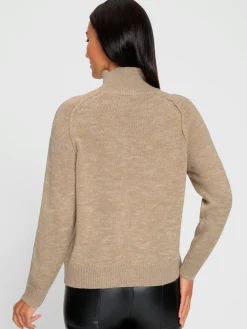 Pull en tricot fils métallisés tissés