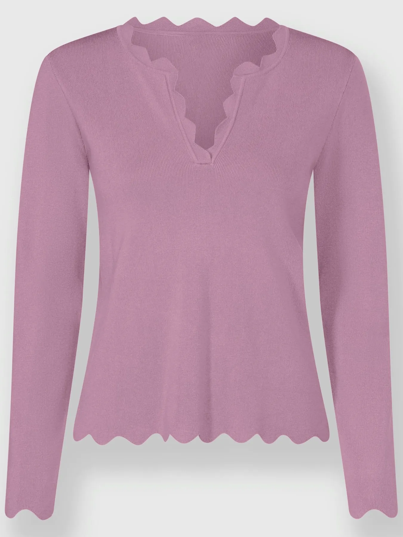 Pull en tricot fin bords ondulés élégants