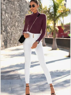 Pull en tricot fin, encolure haute