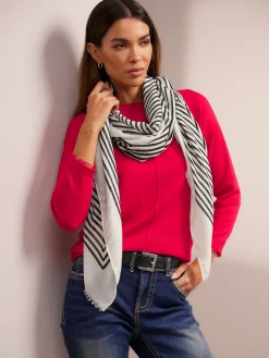 Pull en tricot fin franges tendance au bas des manches