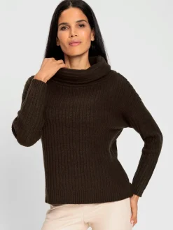 Pull en tricot grand col roulé
