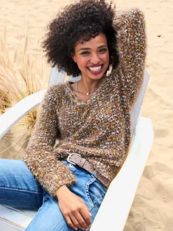Pull en tricot jolie structure tricot