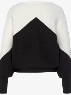 Pull en tricot large encolure