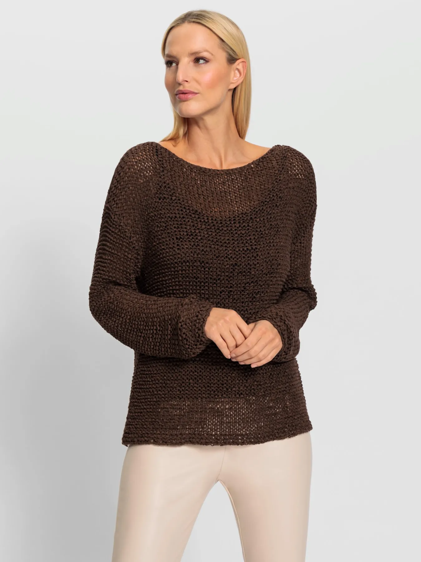 Pull encolure ronde joli fil fantaisie