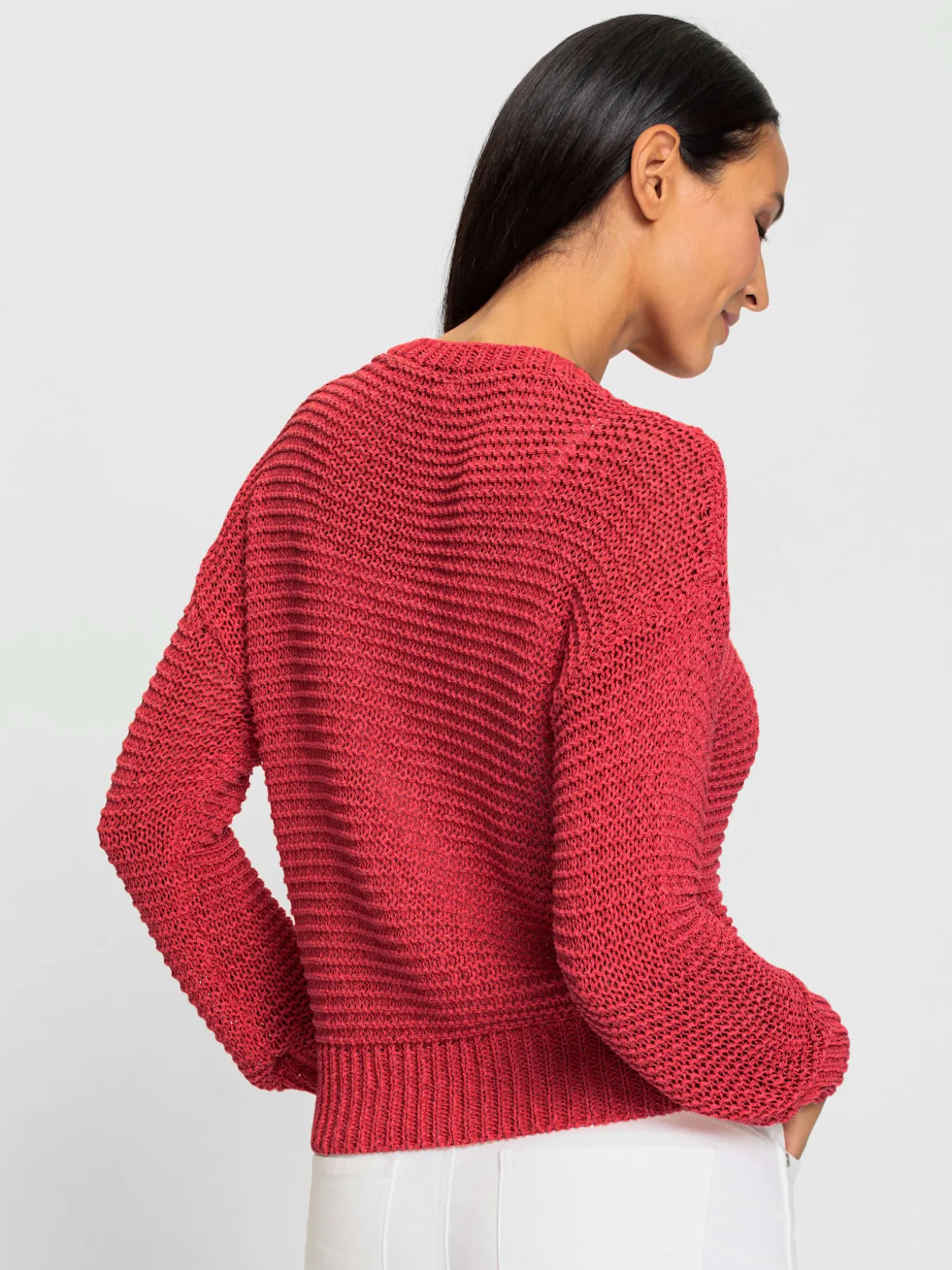 Pull encolure ronde motif maille moderne