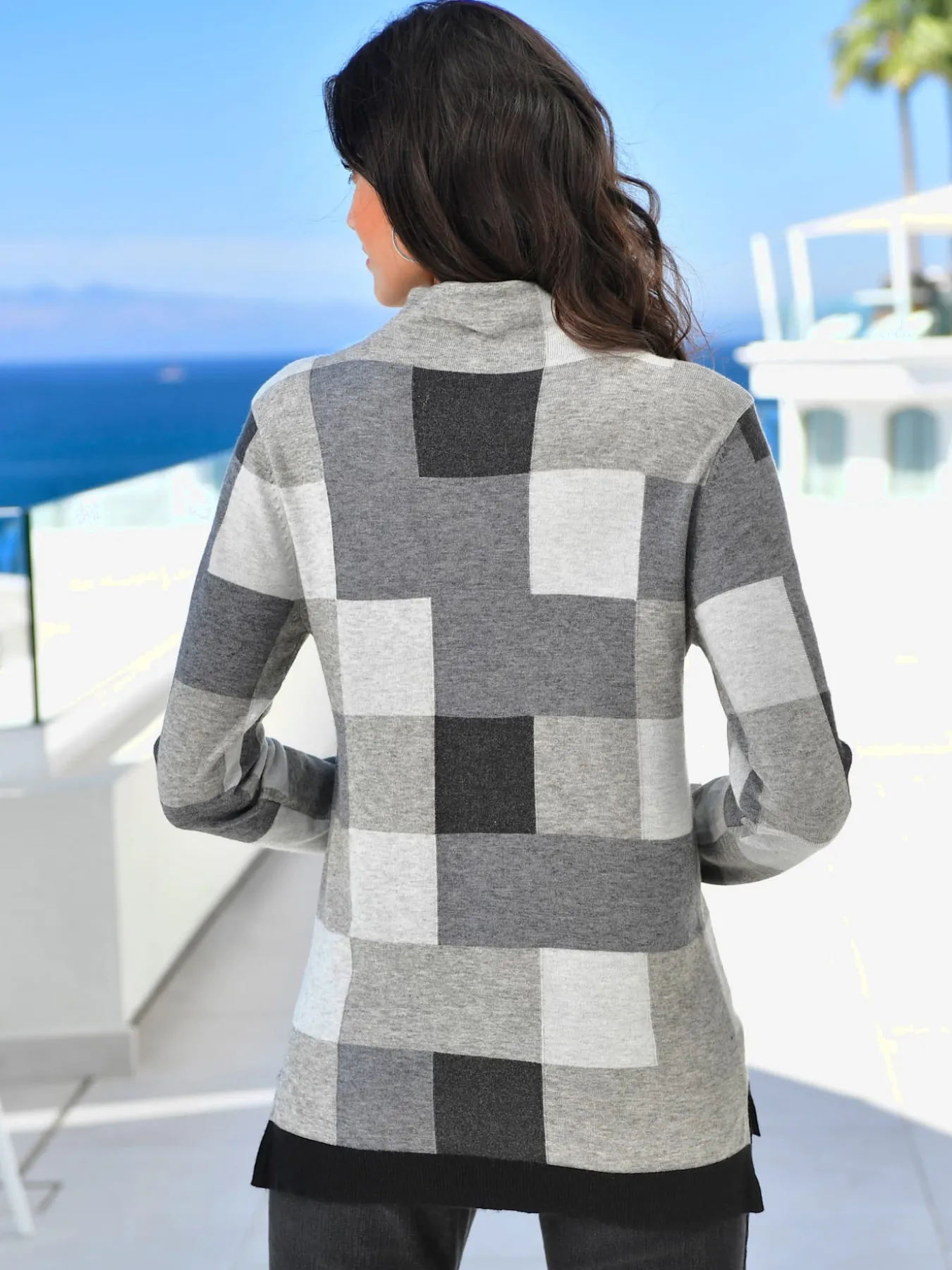 Pull femme à carreaux intarsia col montant