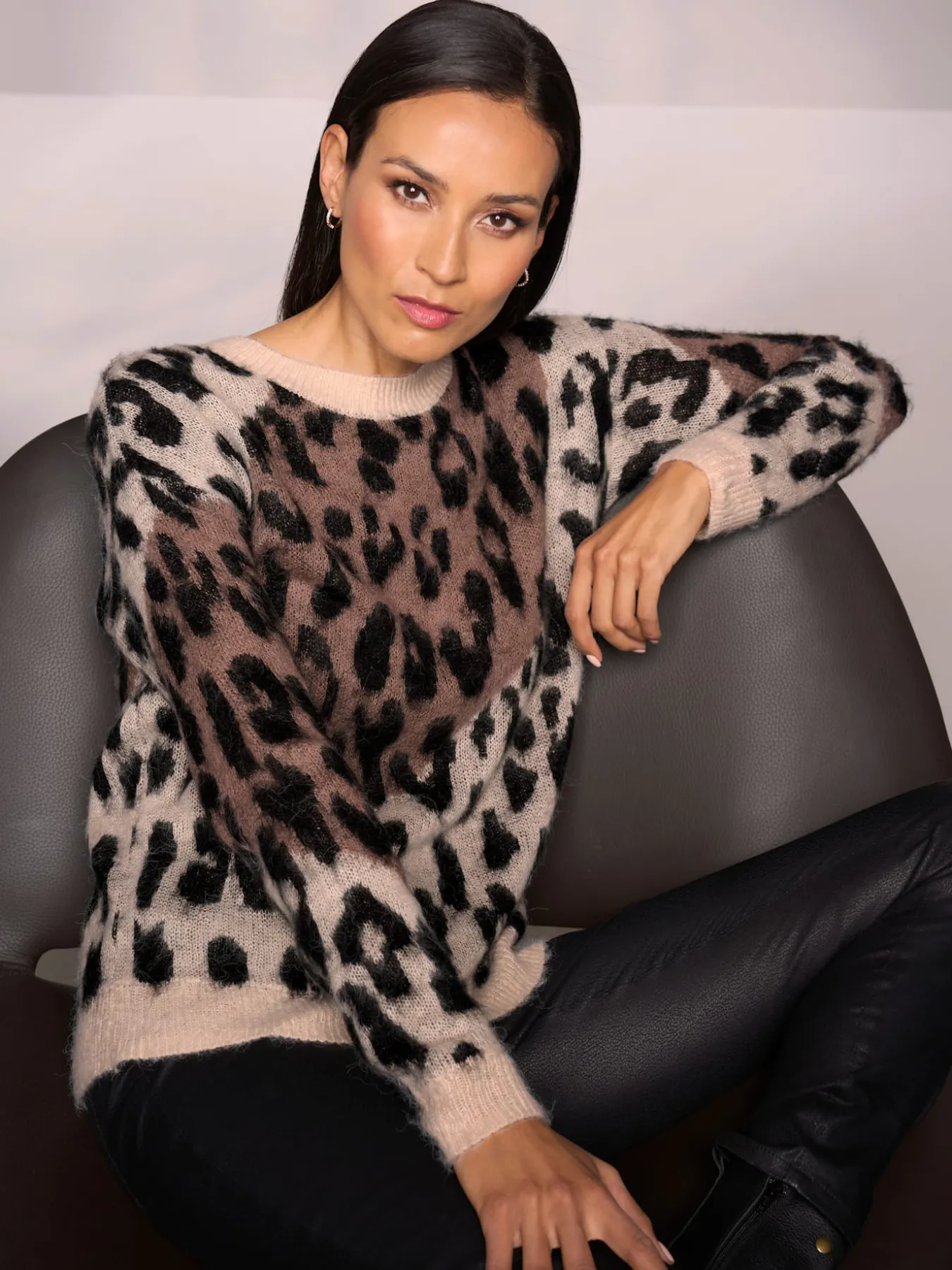 Pull jacquard coupe décontractée aux épaules