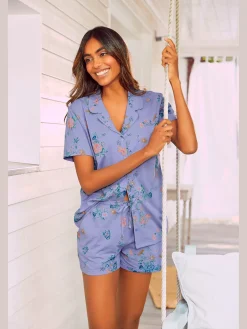 Pyjama court fantaisie coupe classique