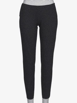 Pyjama doux. joli mélange de motifs