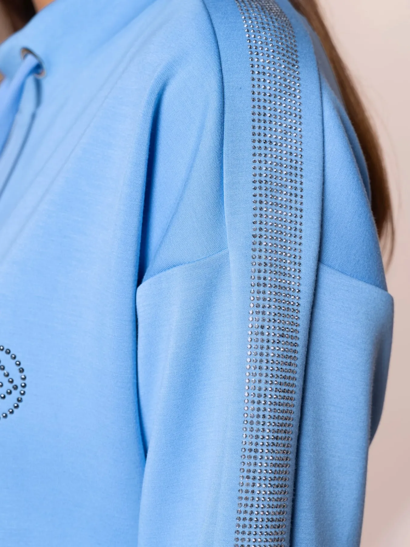 Robe de loisirs manches avec pierres fantaisie