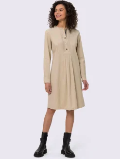 Robe de loisirs qualité velours très douce