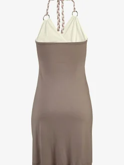 Robe de plage look duo de couleurs tendance