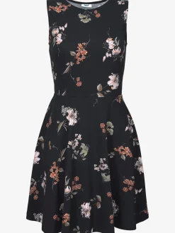 Robe de plage robe patineuse tendance