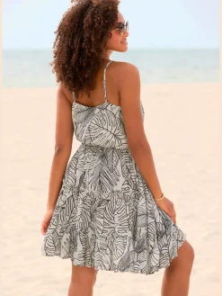Robe d'été encolure en v dégagée