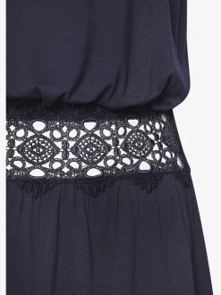 Robe d'été encolure haute froncée