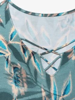 Robe d'été laçage tendance à l'encolure