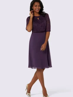 Robe en dentelle qualité tissée