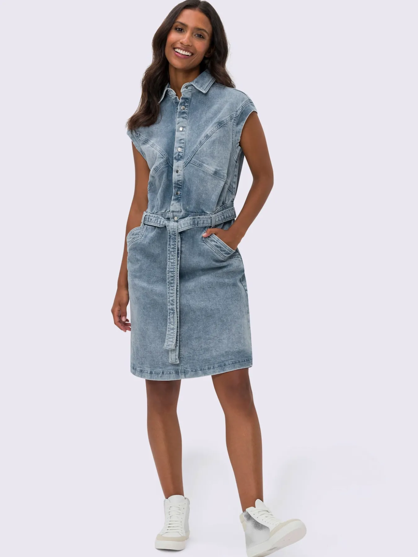 Robe en jean coutures de séparation