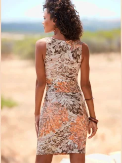 Robe en jersey encolure haute