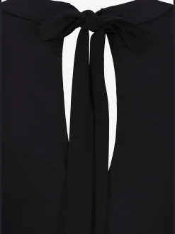 Robe en jersey encolure haute avec ouverture