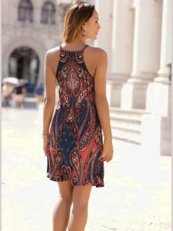 Robe en jersey encolure raffinée devant