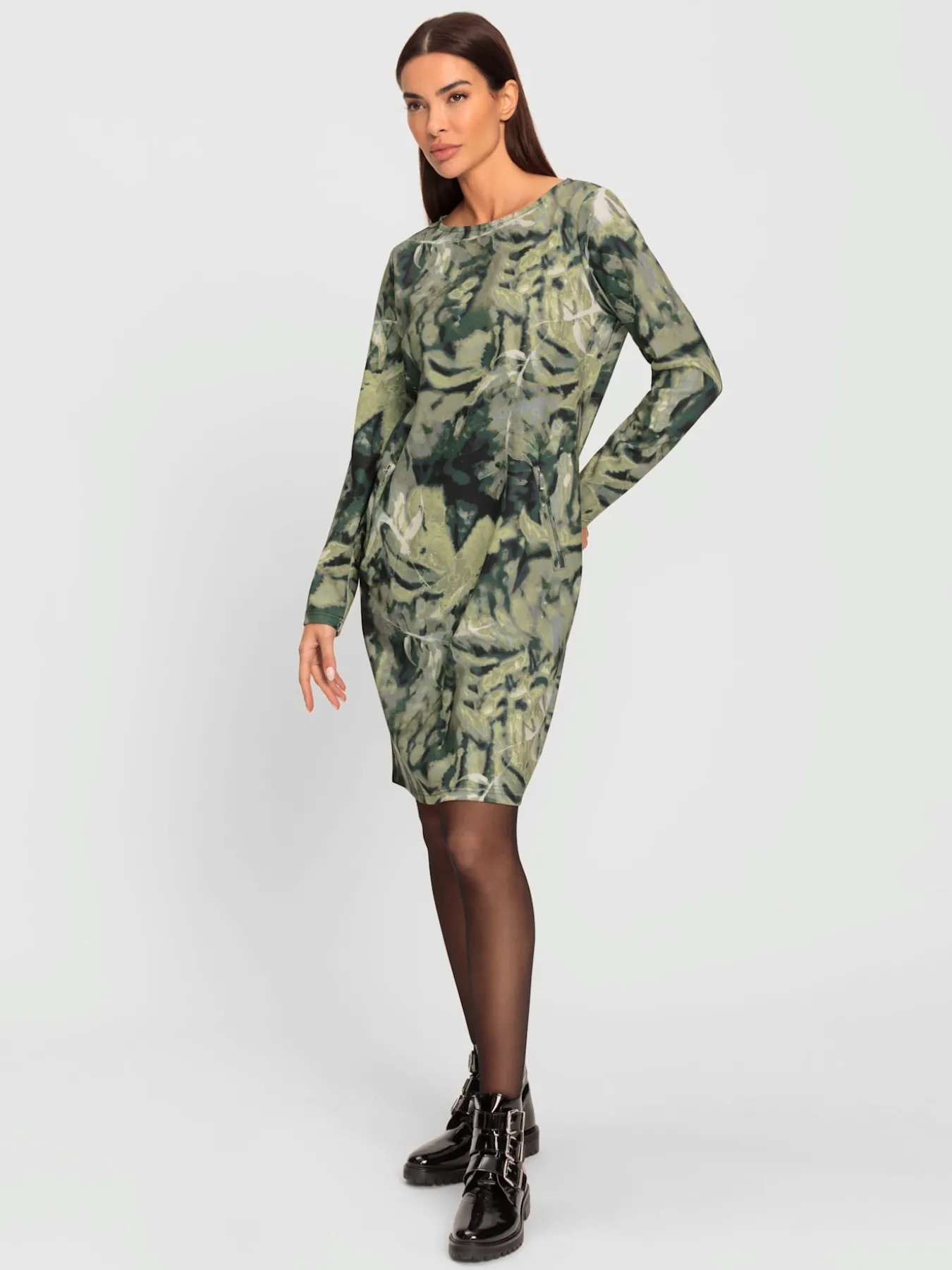 Robe en jersey joli motif feuilles