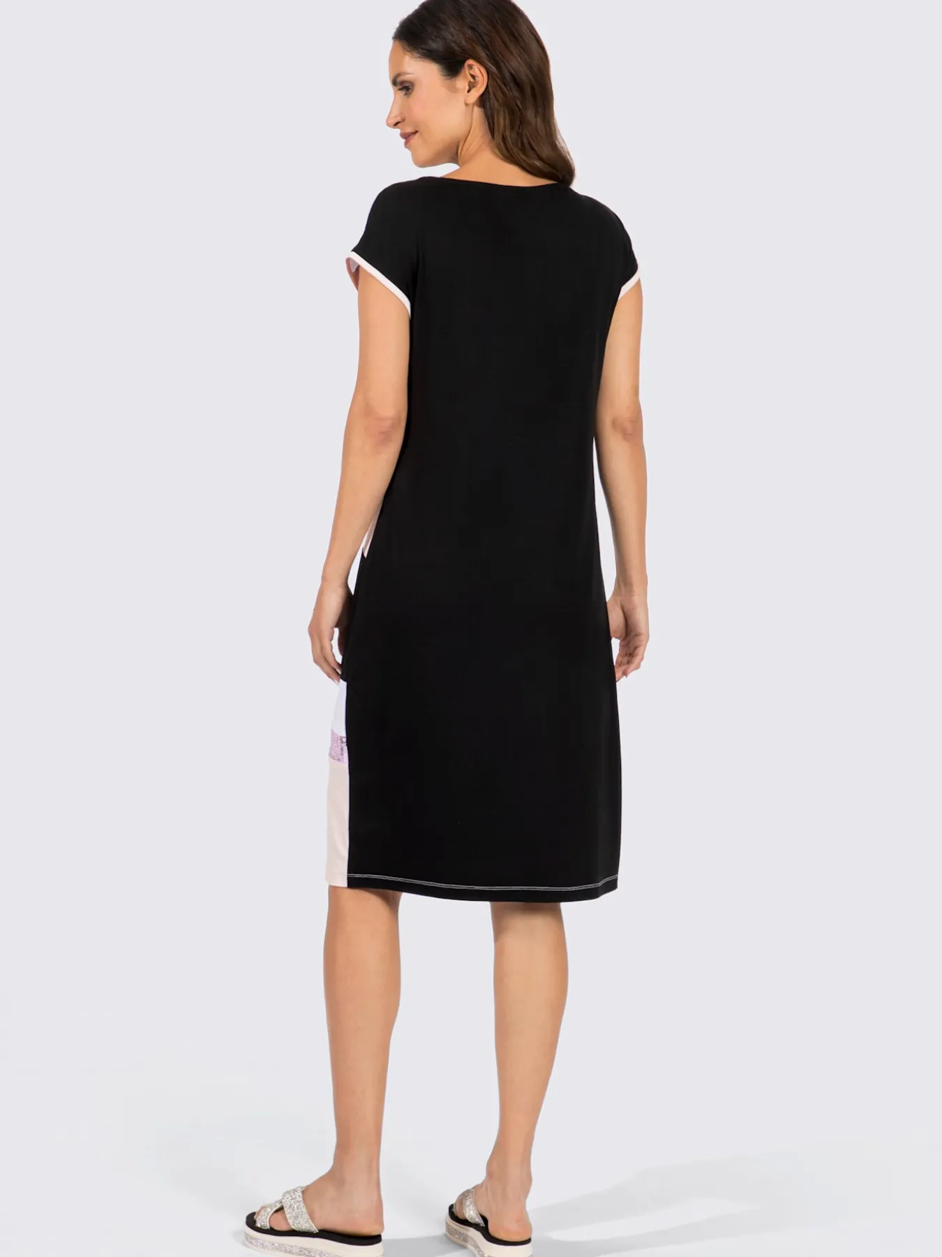 Robe en jersey orné de paillettes brillantes