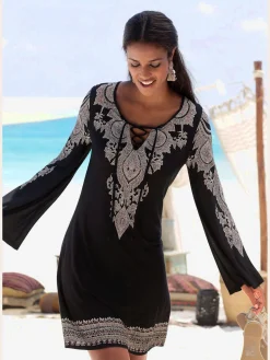 Robe en jersey robe caftan avec laçage à l'encolure