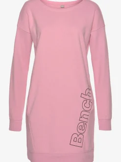 Robe en matière sweat robe d'intérieur sportive avec grand imprimé logo