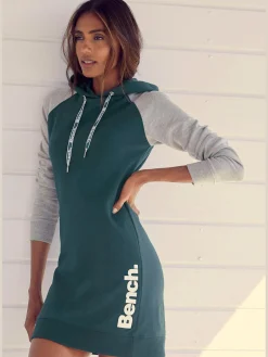Robe en matière sweat robe sweat avec logo imprimé