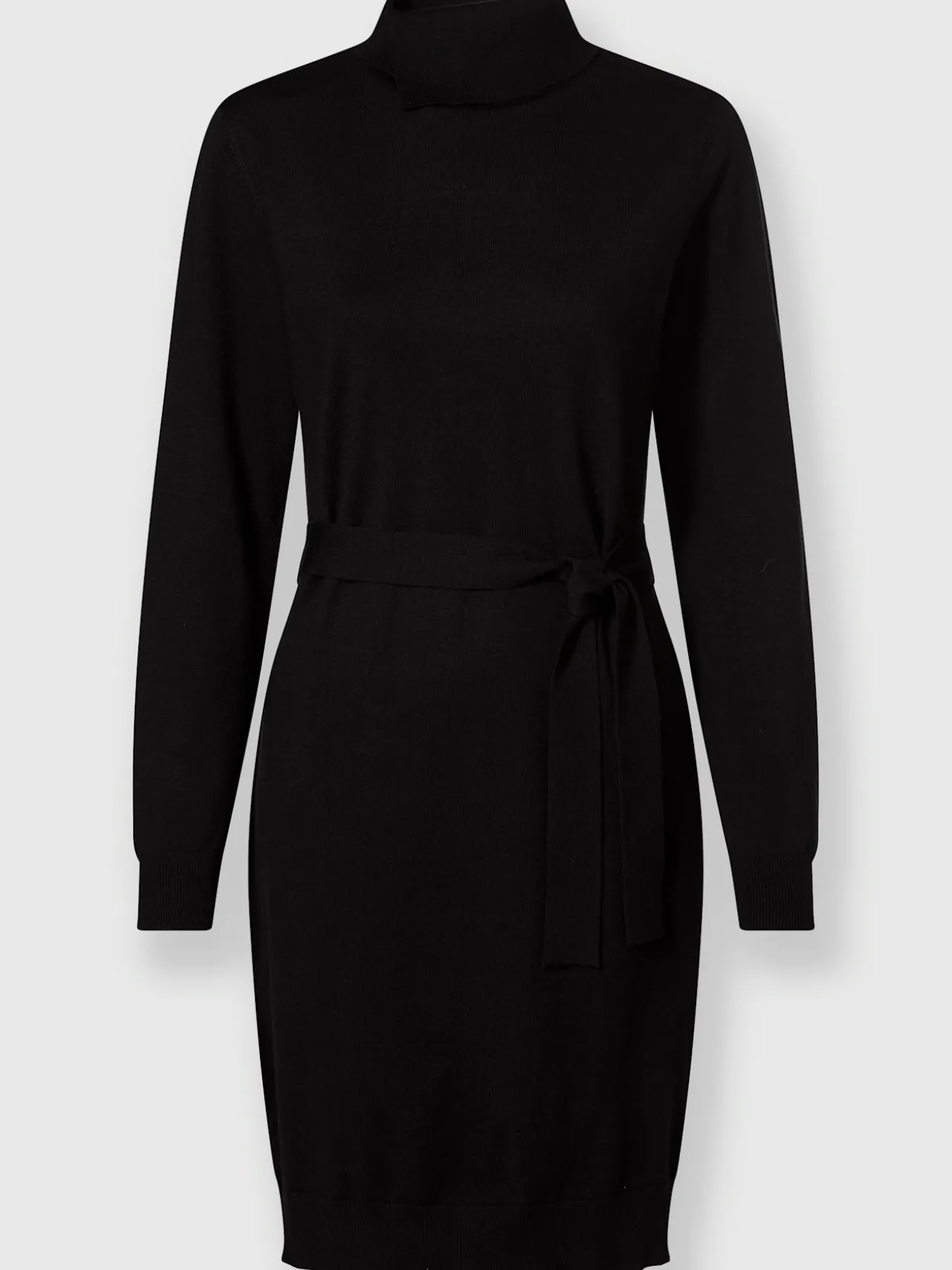 Robe en tricot col roulé flatteur