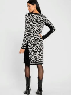 Robe en tricot joli jacquard à l'aspect animal
